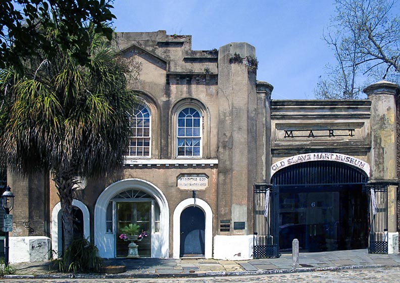 Fun things to do in Charleston : Old Slave Mart Museum.