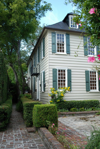 Fun things to do in Charleston : Thomas Elfe House.