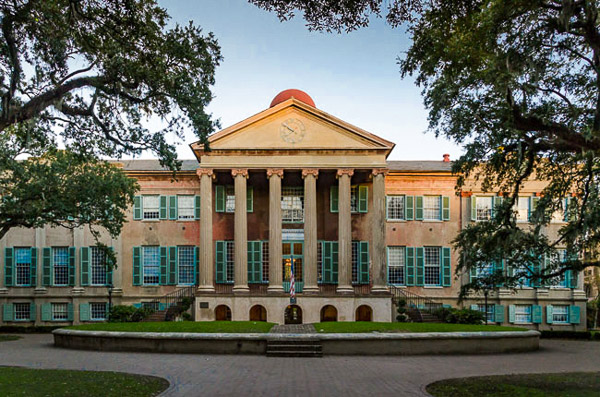 Fun things to do in Charleston : College of Charleston.