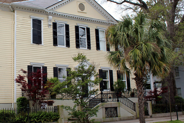 Fun things to do in Charleston : Edward Rutledge House.