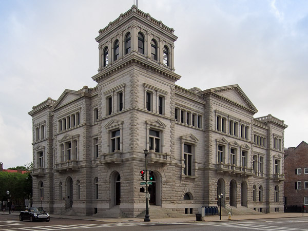 Fun things to do in Charleston : Postal Museum.