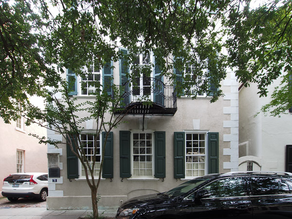 Fun things to do in Charleston : Robert Brewton House.