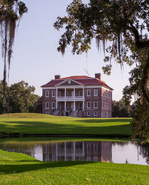 Fun things to do in Charleston : Drayton Hall House & Museum.