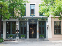 Fun things to do in Charleston : Planters Inn.