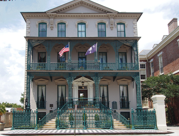 Fun things to do in Charleston : Rutledge Victorian Guest House (B&B).