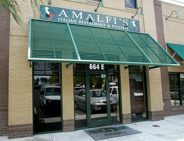 Fun things to do in Charleston : Amalfis Italian Restaurant Pizzeria in Mt Pleasant, SC.